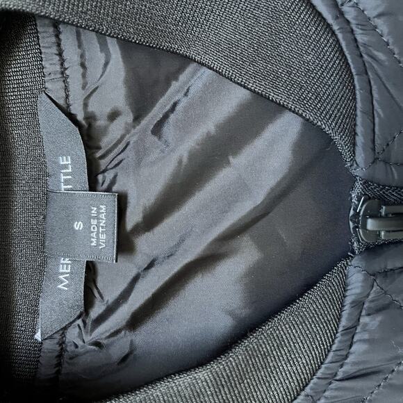 Mercer Mettle Boxy Quilted Bomber Puffer Jacket Women S Black Pockets Logo NMT - Picture 6 of 7